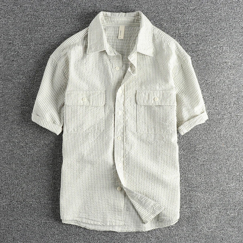 Short-sleeved shirt for men