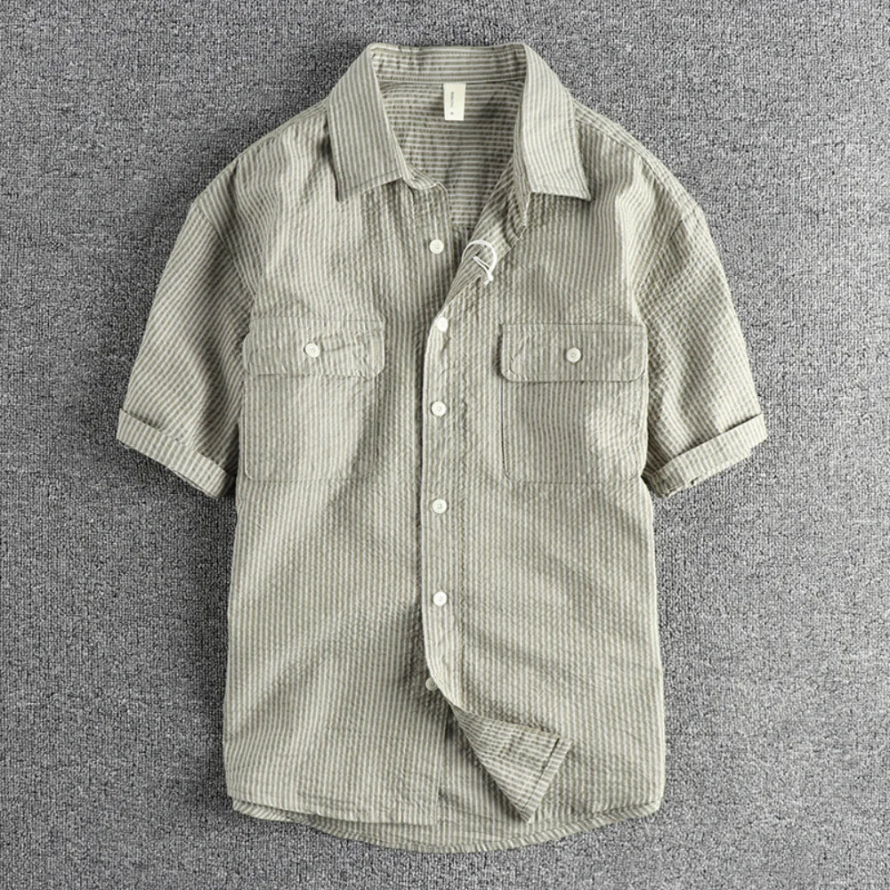 Short-sleeved shirt for men